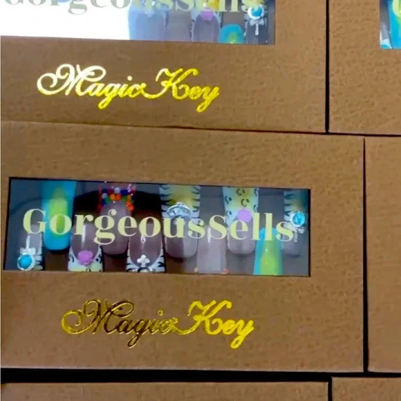 Handmade Ducktail press on nails. New in the box 10 piece - Picture 13 of 16